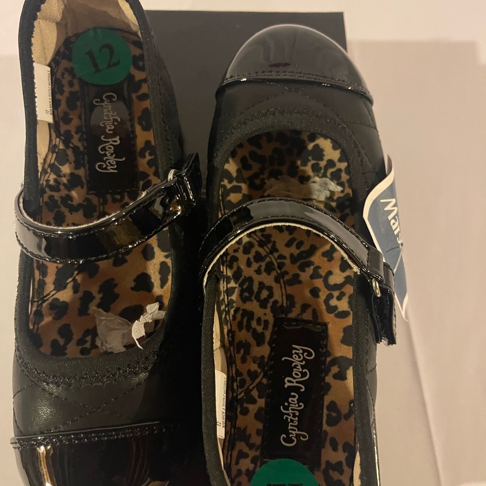 Cynthia Rowley Mary Black Jane Flats size 12 NWT